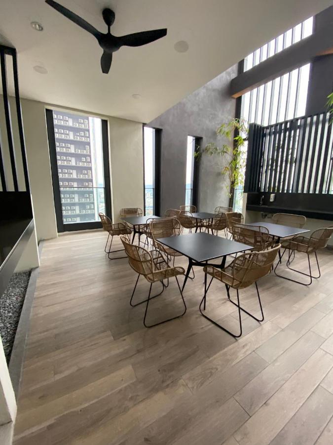 Infinity Pool Suite Bukit Bintang Lalaport Bbcc Kuala Lumpur Exterior photo