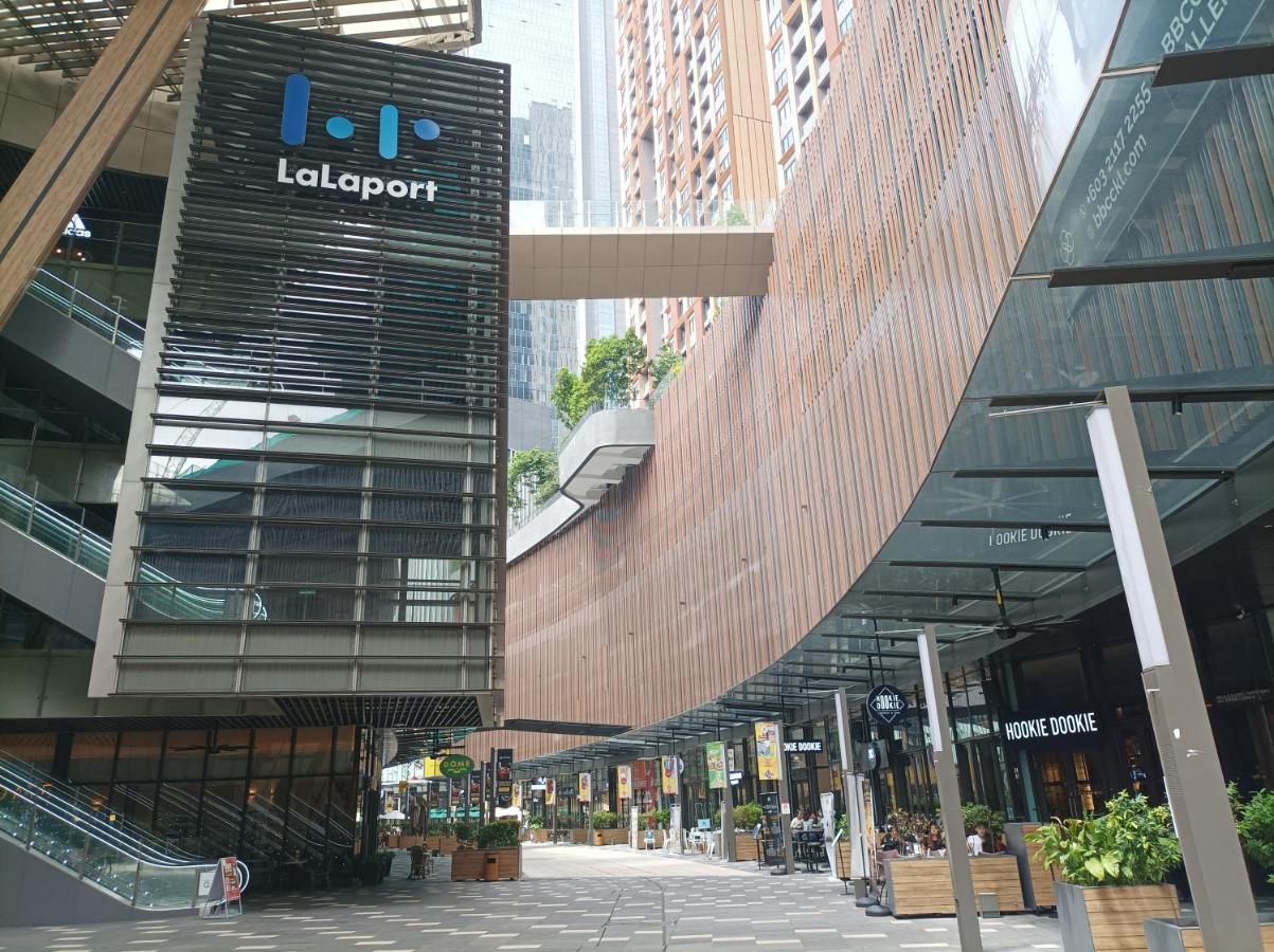 Infinity Pool Suite Bukit Bintang Lalaport Bbcc Kuala Lumpur Exterior photo
